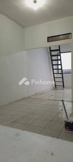 dijual ruko 3 lantai 105m2 di kembangan - 5