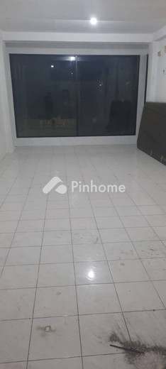 dijual ruko 3 lantai 105m2 di kembangan - 13