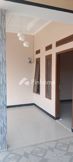 dijual rumah 1 lantai 2kt 72m2 di buahbatu  margacinta - 2