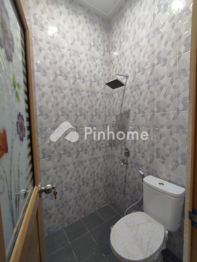 dijual rumah 2 lantai 2kt 44m2 di jl percetakan negara - 6