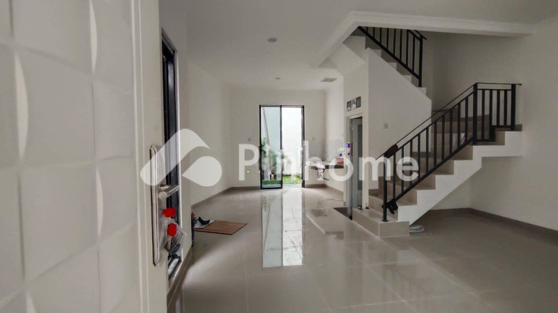dijual rumah 2 lantai 3kt 44m2 di jalan cempaka putih tengah 25 jakarta pusat - 4