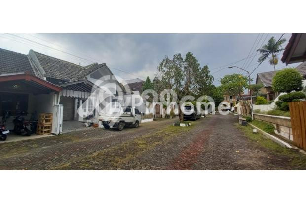 dijual rumah 5kt 221m2 di sinduadi - 4