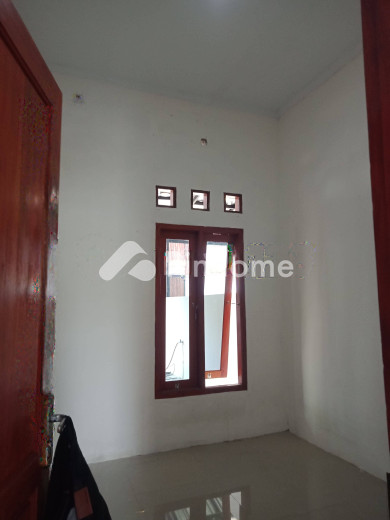 dijual rumah 1 lantai 2kt 35m2 di jl  raya citayam stasiun 5menitan - 10