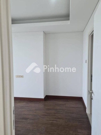 dijual apartemen 3br 84m2 di sukomanunggal - 13