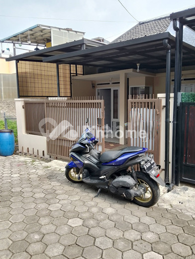 disewakan rumah 2kt 72m2 di cihanjuang - 3