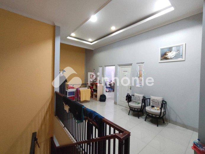 dijual rumah 2 lantai 4kt 135m2 di cengkareng - 10