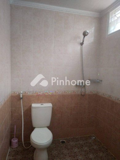 dijual rumah 2 lantai 5kt 241m2 di cilandak - 4