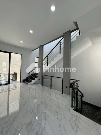 dijual rumah 1 lantai 5kt 153m2 di sambikerep - 9