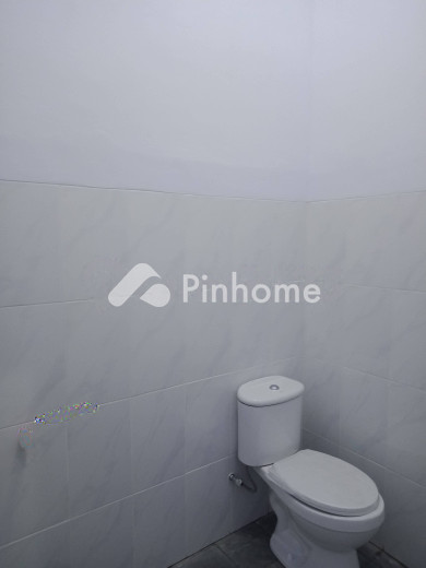 dijual rumah 1 lantai 2kt 35m2 di jl  raya citayam stasiun 5menitan - 4