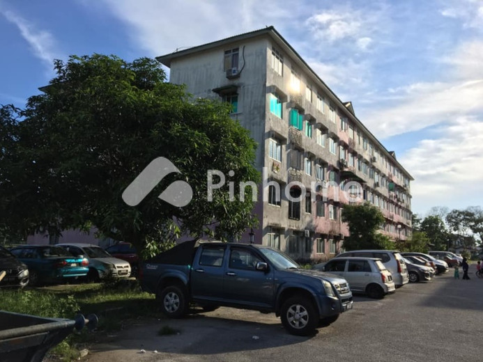 disewakan apartemen bebas merdeka di brosot - 3