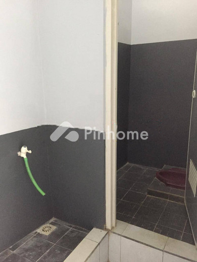 disewakan rumah 2 lantai 1kt 21m2 di cihanjuang - 10