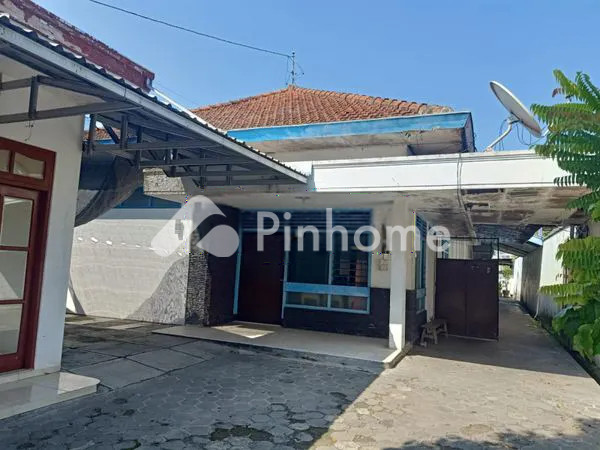 dijual rumah di jl  arjuna pare - 3