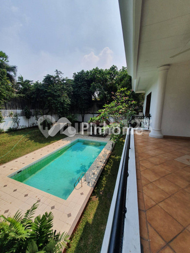dijual rumah 2 lantai 5kt 1420m2 di kemang selatan - 9