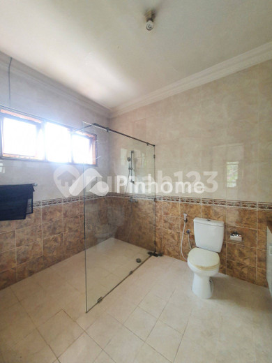 dijual rumah 2 lantai 5kt 1420m2 di kemang selatan - 8