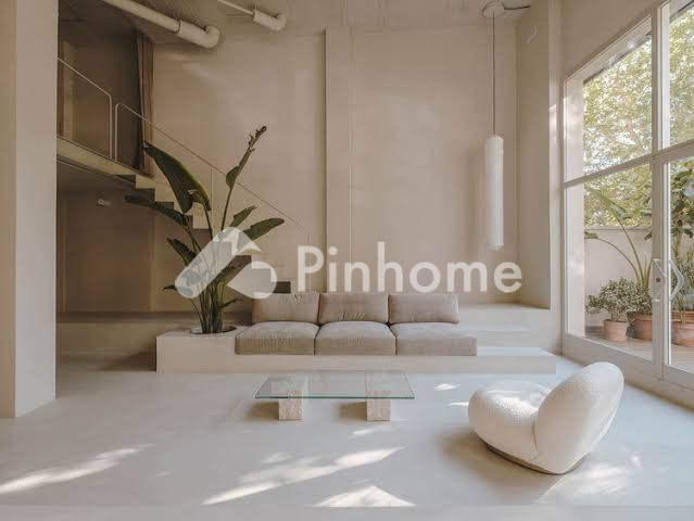 dijual rumah 1kt 120m2 di manggarai selatan - 1