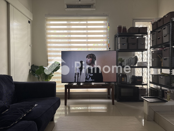 dijual rumah di summarecon bandung - 3