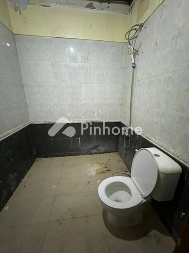 dijual rumah 2 lantai 4kt 162m2 di sukajadi - 7