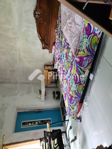 dijual rumah di jl  aryana karawaci - 1