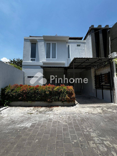 disewakan rumah  di jl  tukad badung renon - 1