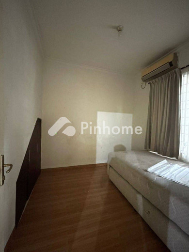 dijual rumah 1 lantai 3kt 120m2 di perumahan taman dutamas - 7