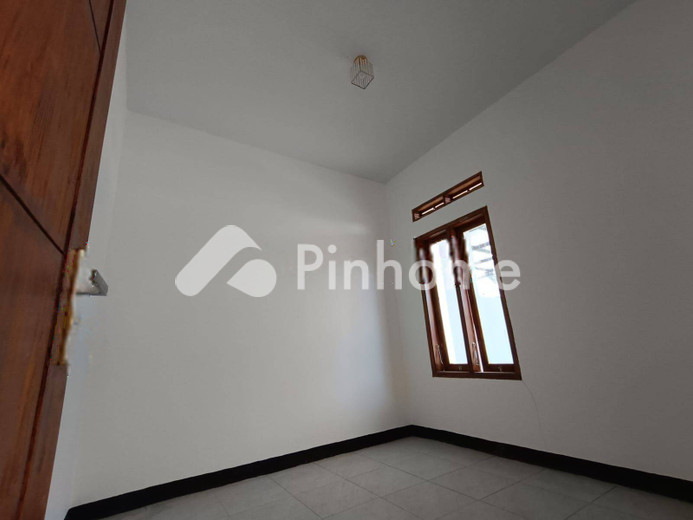 dijual rumah 1 lantai 2kt 60m2 di buahbatu  margacinta - 4