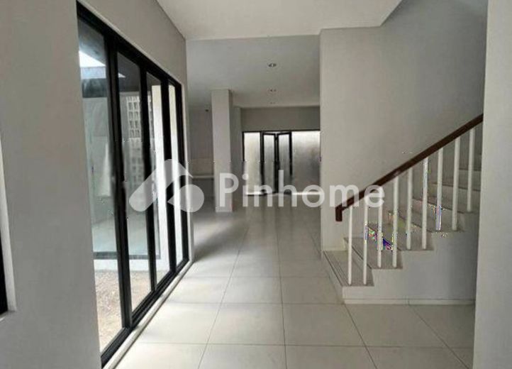 disewakan apartemen murah meriah dan murah merekah di kedoya utara - 2