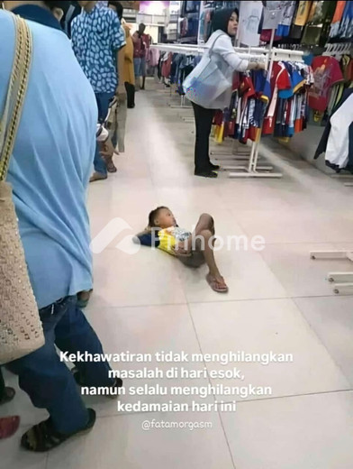 disewakan rumah  di cengkareng timur - 1