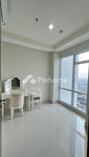 dijual apartemen 3br 68m2 di cengkareng - 8