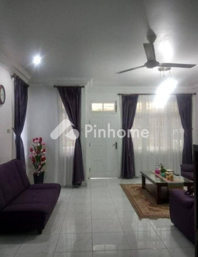 dijual rumah 2 lantai 5kt 241m2 di cilandak - 2