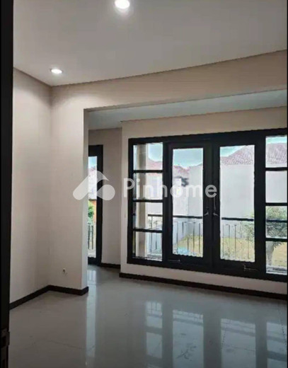 dijual rumah 1 lantai 5kt 198m2 di gubeng - 8