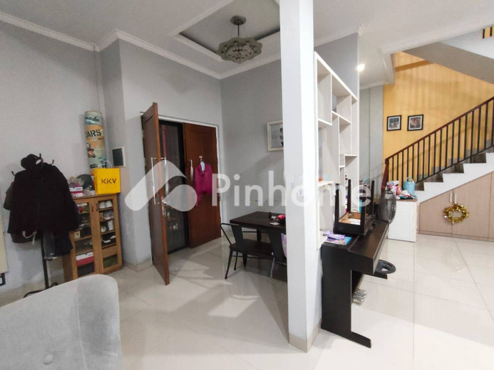 dijual rumah 2 lantai 4kt 135m2 di cengkareng - 8