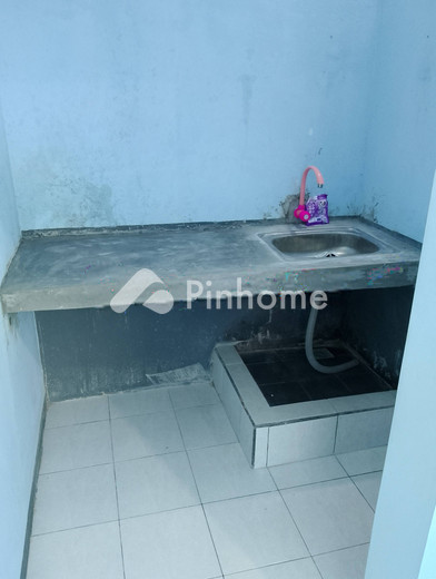 disewakan rumah 2 lantai 1kt 21m2 di cihanjuang - 15