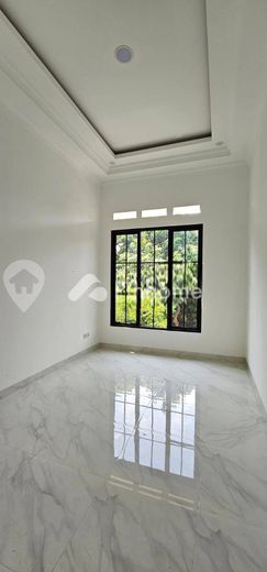 dijual rumah 2 lantai 4kt 135m2 di serpong - 6