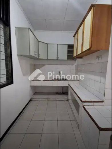disewakan rumah  di tangerang - 10