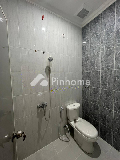 dijual rumah 2 lantai 2kt 38m2 di cipondoh - 7