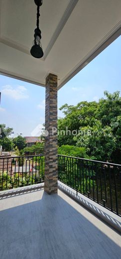 dijual rumah 2 lantai 4kt 135m2 di serpong - 3