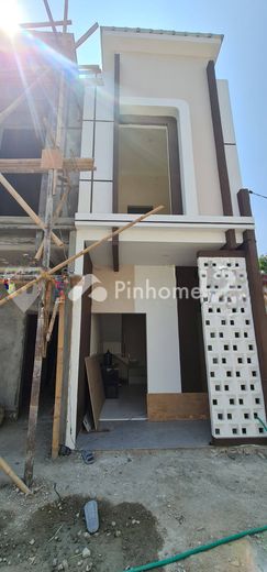 dijual rumah 2 lantai 2kt 19m2 di jl kayu manis viii - 1