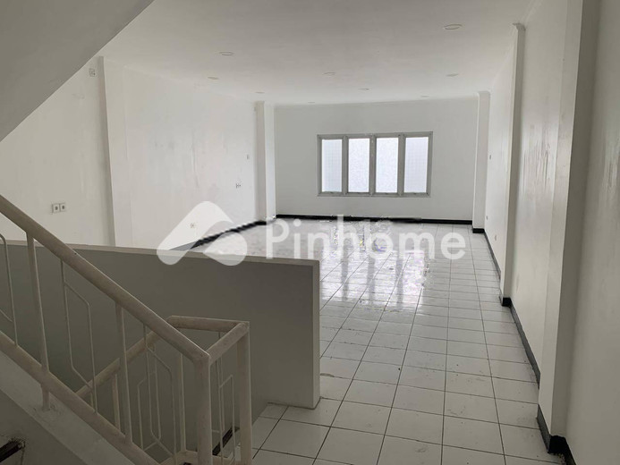 dijual ruko 3 lantai 230m2 di tangerang - 3