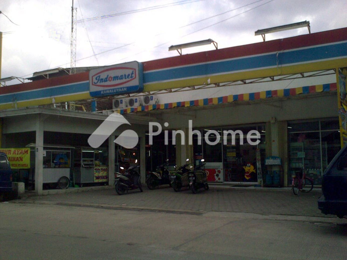 dijual tempat usaha bersama di demen - 3