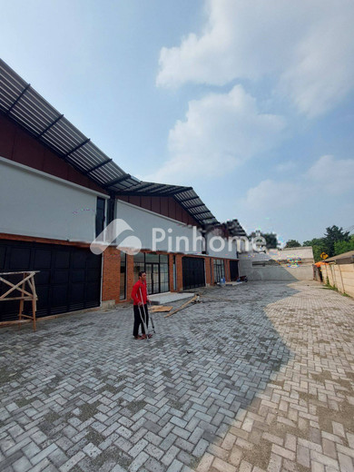 dijual gudang 1574m2 di cilandak - 3