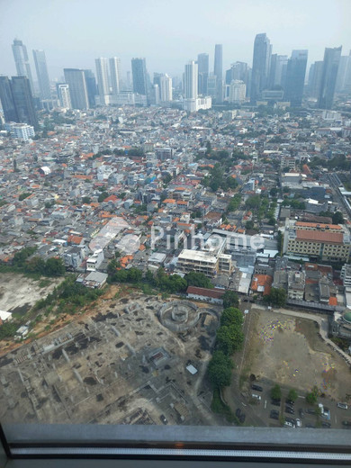 disewakan rumah  di cengkareng timur - 3