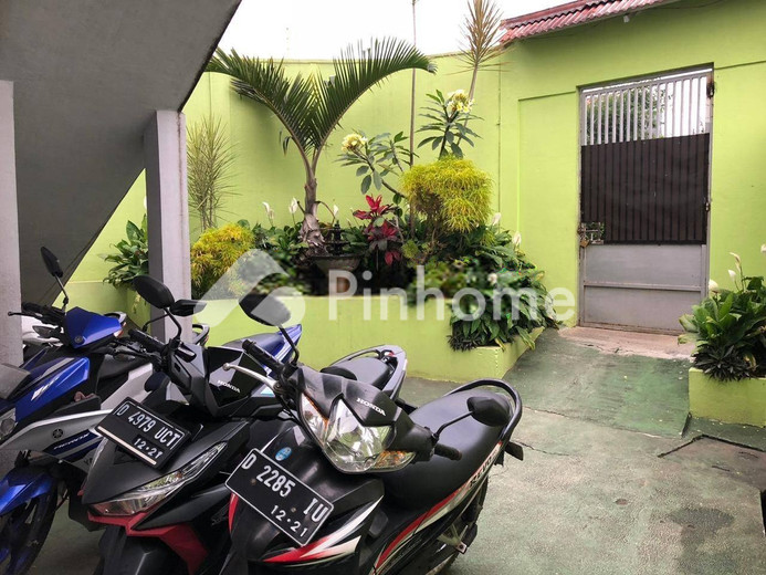disewakan rumah 2 lantai 1kt 21m2 di cihanjuang - 3