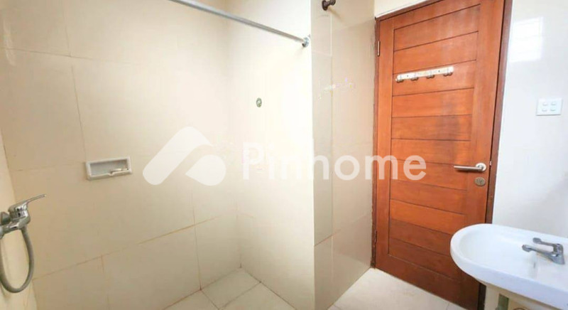 disewakan rumah  di dekat level 21 mall - 6