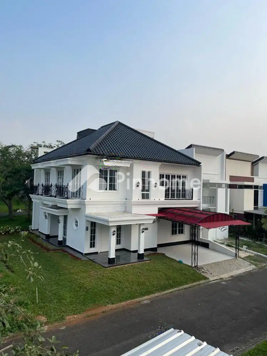 disewakan rumah di cluster icon bsd di jl  verdant ville 1 - 2