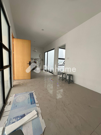 dijual rumah 3 lantai 3kt 96m2 di jalan pasar 3 tapian nauli - 6
