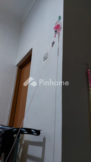 dijual rumah serasa baru di sudirman - 2