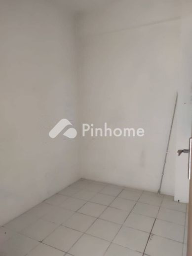 disewakan apartemen  di cengkareng - 5