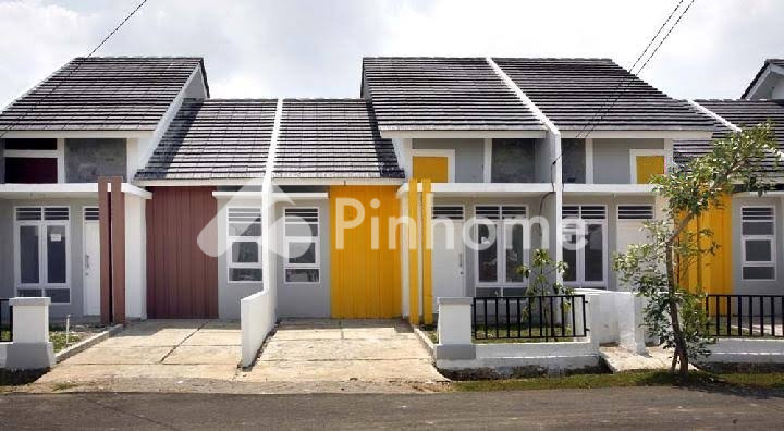 dijual rumah di pondok bambu - 1