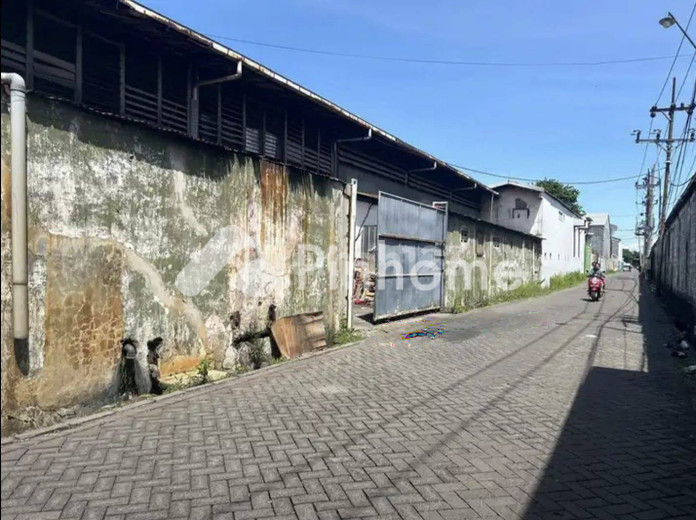 dijual gudang 510m2 di tambaksari - 1