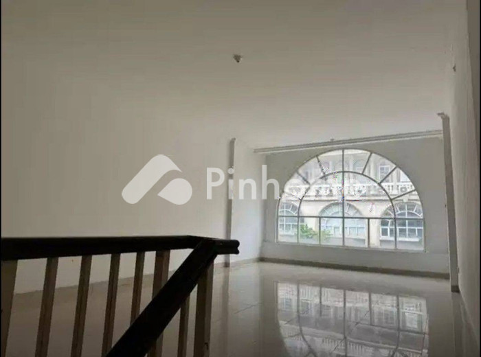 dijual ruko 4 lantai 238m2 di cengkareng - 3